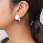 Pearl and Gold Earrings