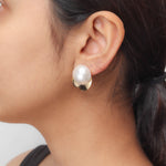 Pearl and Gold Earrings